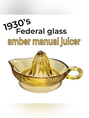 1930s Vintage Federal Amber Yellow Glass Citrus Reamer - Vintage